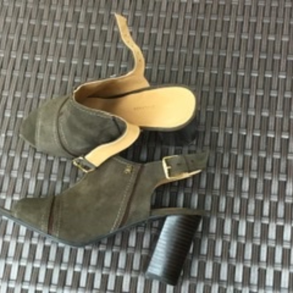 Khaki green suede, 3 inch chunky heeled shoes